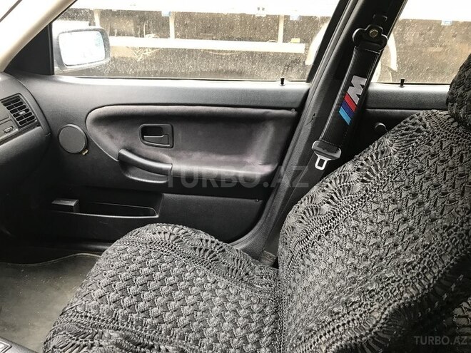 BMW 320 1992, 210,000 km - 2.0 l - Bakı