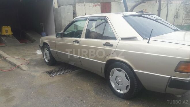 Mercedes 190 1984, 358,550 km - 2.0 l - Bakı