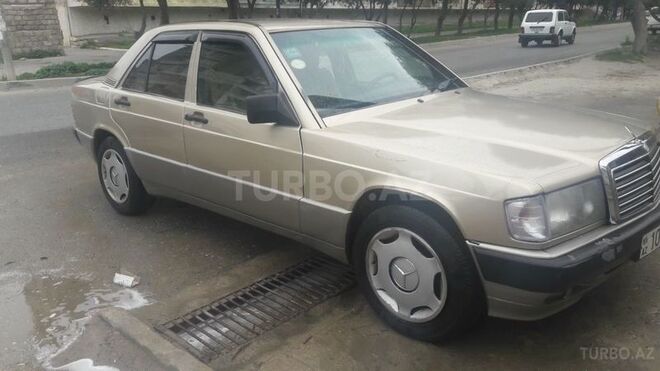 Mercedes 190 1984, 358,550 km - 2.0 l - Bakı