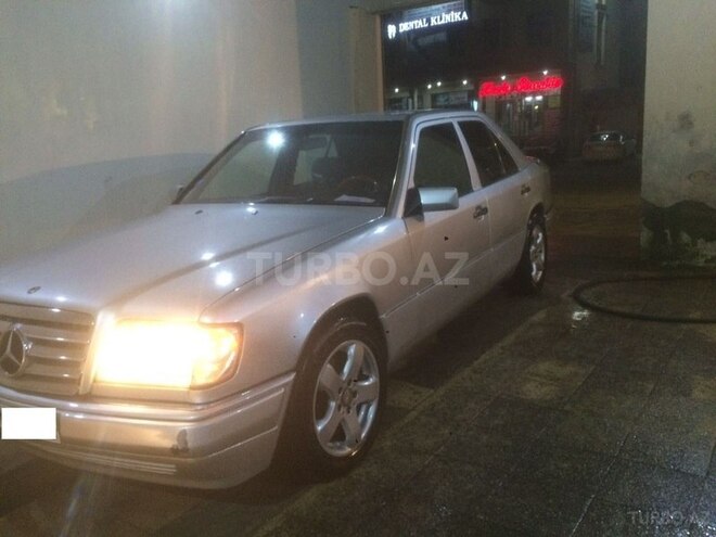 Mercedes E 280 1994, 292,000 km - 2.8 l - Bakı