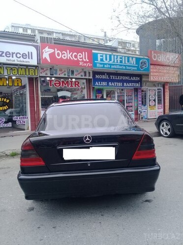 Mercedes C 240 1999, 240,000 km - 2.4 l - Bakı