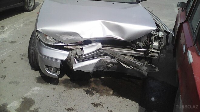 Nissan Sunny 2007, 217,000 km - 1.6 л - Bakı