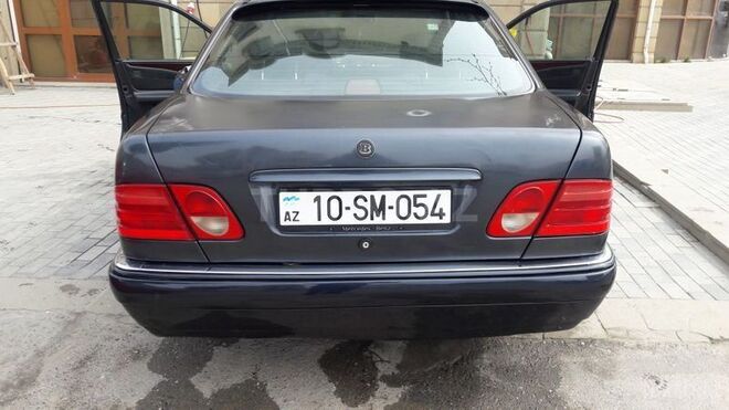 Mercedes E 320 1996, 280,000 km - 3.2 l - Bakı