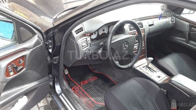Mercedes E 320 1996, 280,000 km - 3.2 l - Bakı