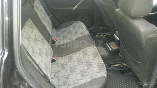 Volkswagen Passat 1998, 210,000 km - 1.8 l - Bakı