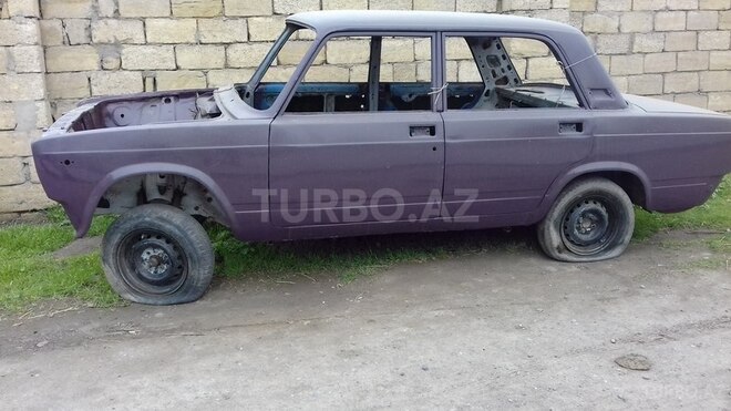 LADA (VAZ) 2107 2004, 250,000 km - 1.6 l - Sabirabad