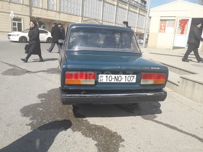 LADA (VAZ) 2107 2001, 180,000 km - 1.6 л - Bakı