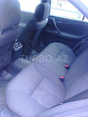 Mercedes E 240 1999, 217,000 km - 2.4 l - Bakı