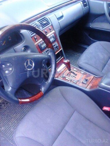 Mercedes E 240 1999, 217,000 km - 2.4 l - Bakı