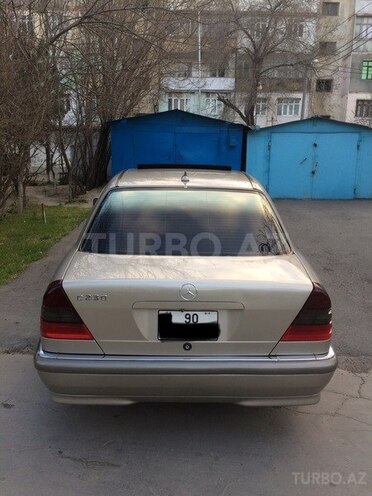 Mercedes C 230 1999, 243,130 km - 2.3 l - Sumqayıt