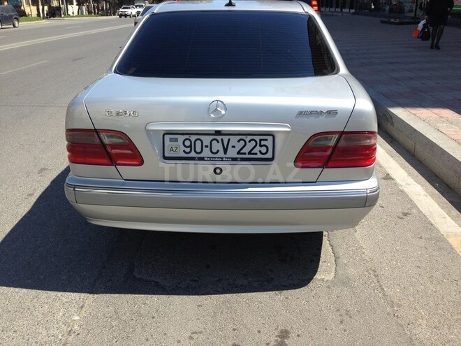 Mercedes C 280 2000, 371,500 km - 2.8 л - Bakı