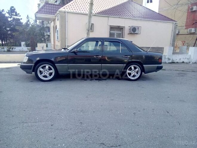Mercedes E 200 1994, 365,000 km - 2.0 л - Bakı
