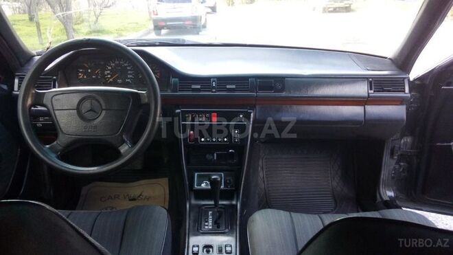 Mercedes E 200 1994, 365,000 km - 2.0 л - Bakı