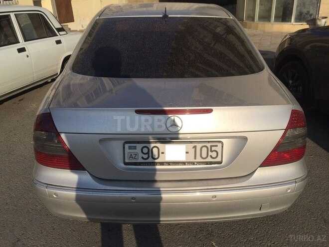 Mercedes E 220 2003, 200,000 km - 2.2 l - Bakı