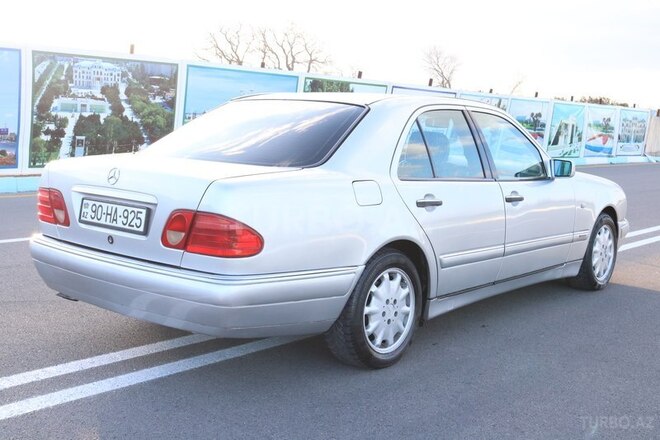 Mercedes C 240 1999, 201,000 km - 2.4 l - Sumqayıt
