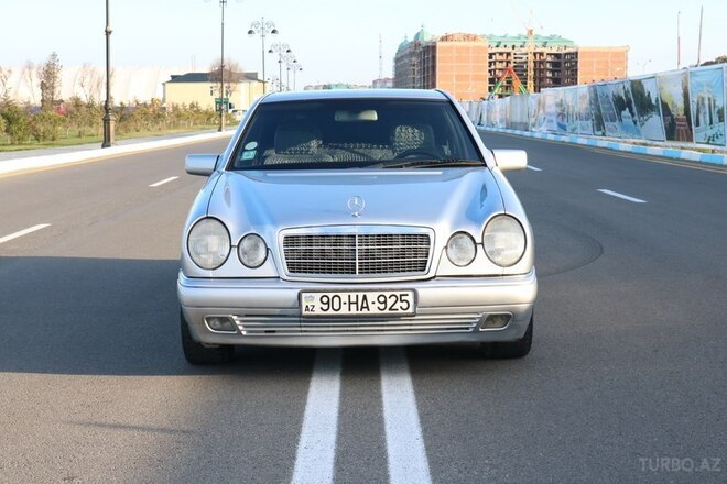 Mercedes C 240 1999, 210,000 km - 2.4 l - Sumqayıt