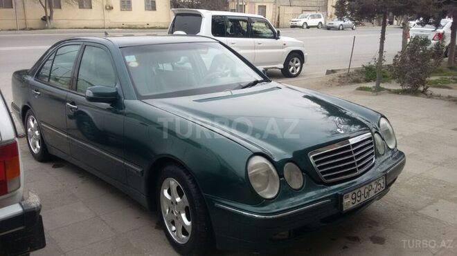 Mercedes E 240 1999, 200,000 km - 2.4 л - Bakı