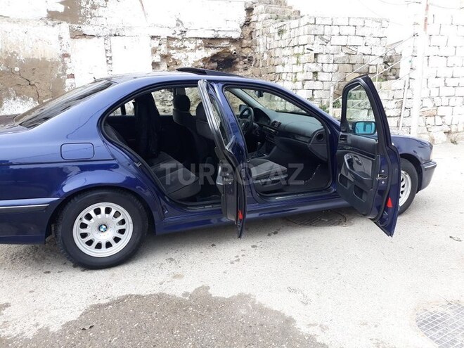 BMW 523 1996, 240,000 km - 2.5 l - Bakı