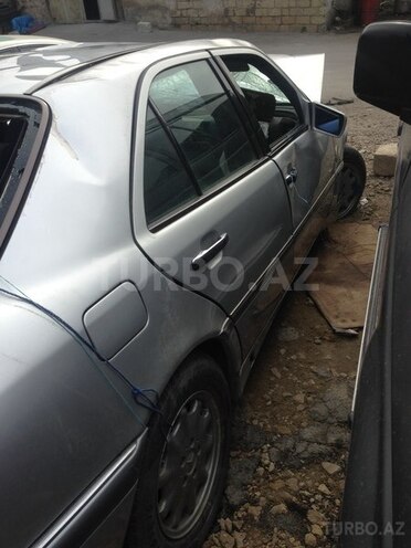 Mercedes C 240 1997, 158 km - 2.4 л - Bakı