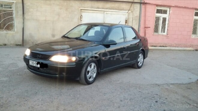 Opel Vectra 1999, 285,400 km - 1.6 l - Sumqayıt