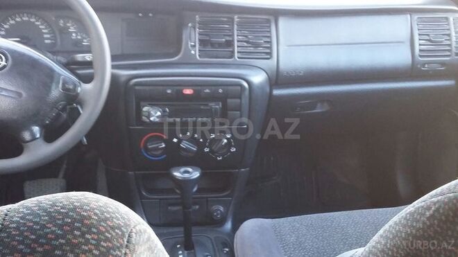 Opel Vectra 1999, 285,400 km - 1.6 l - Sumqayıt