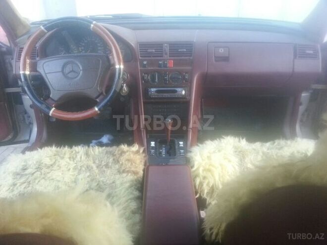 Mercedes C 220 1993, 401,000 km - 2.2 л - Sumqayıt