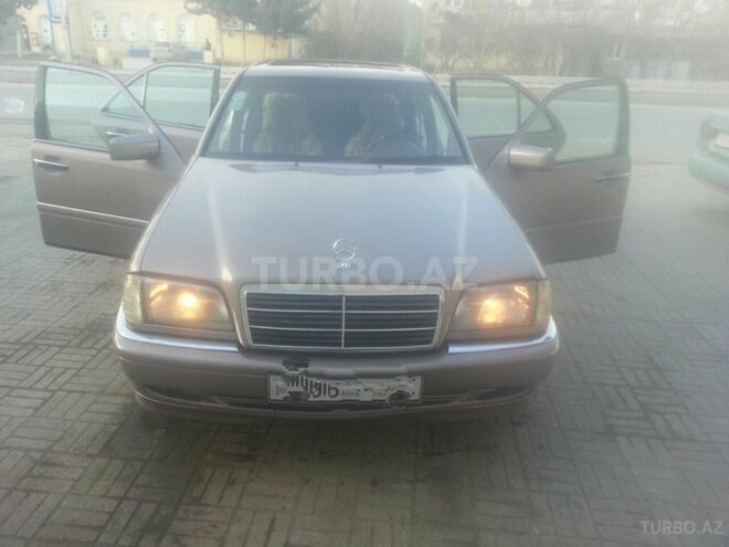Mercedes C 220 1993, 401,000 km - 2.2 л - Sumqayıt