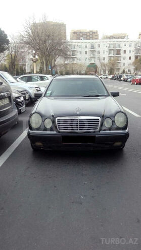 Mercedes E 240 1998, 355,555 km - 2.4 l - Bakı