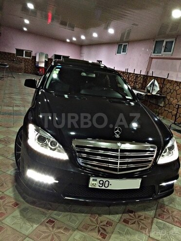 Mercedes S 350 2006, 255,000 km - 3.5 л - Masallı