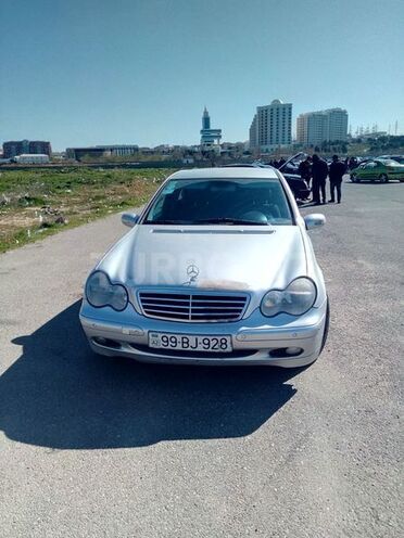 Mercedes C 200 2001, 40,600 km - 2.0 l - Bakı