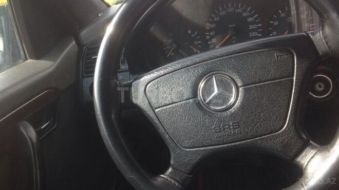 Mercedes C 180 1995, 9,767 km - 1.8 л - Bakı