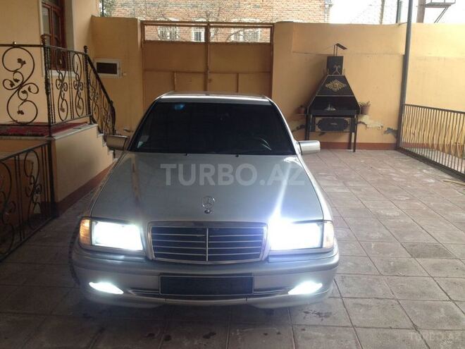 Mercedes C 180 1999, 185,000 km - 1.8 л - Gəncə