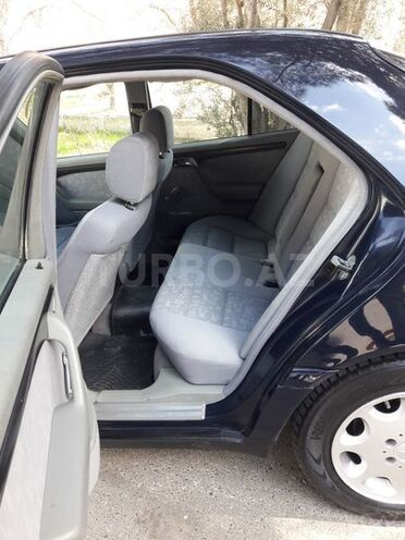 Mercedes C 180 1996, 267,000 km - 1.8 л - Sumqayıt