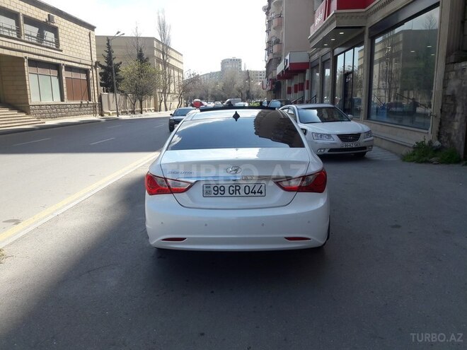 Hyundai Sonata 2014, 99,365 km - 2.4 l - Quba