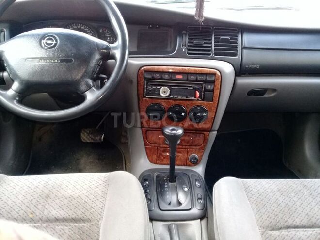 Opel Vectra 1996, 270,000 km - 2.5 l - Sumqayıt