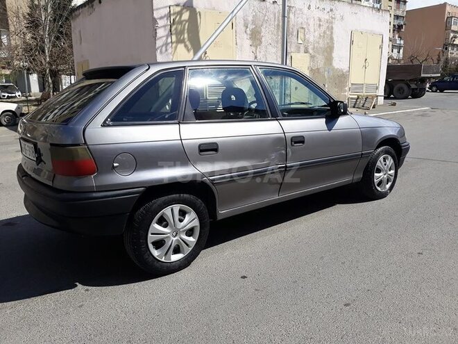 Opel Astra 1992, 356,845 km - 1.6 l - Bakı