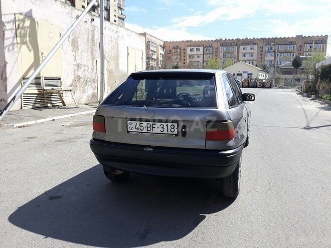 Opel Astra 1992, 356,845 km - 1.6 l - Bakı