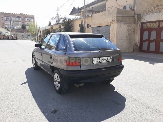 Opel Astra 1992, 356,845 km - 1.6 l - Bakı