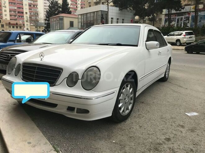 Mercedes E 240 2000, 380,000 km - 2.6 l - Bakı