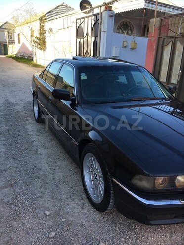 BMW 750 1995, 298,000 km - 5.4 l - Bakı