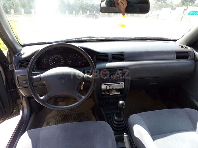 Nissan Sunny 1997, 297,000 km - 1.6 л - Bakı