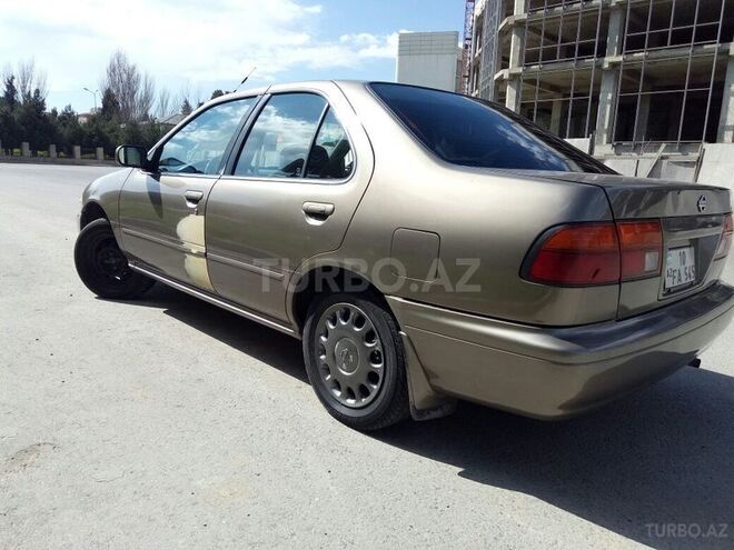 Nissan Sunny 1997, 297,000 km - 1.6 л - Bakı