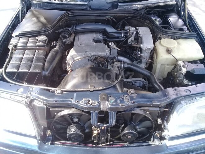Mercedes C 220 1993, 405,000 km - 2.2 l - Bakı