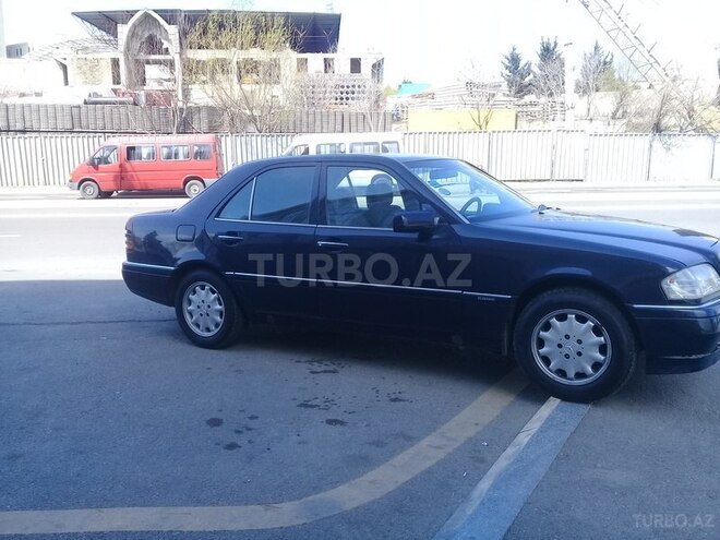 Mercedes C 220 1993, 405,000 km - 2.2 l - Bakı