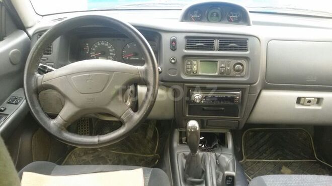 Mitsubishi Montero 2002, 263,000 km - 2.5 л - Bakı