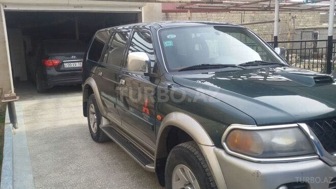 Mitsubishi Montero 2002, 263,000 km - 2.5 л - Bakı