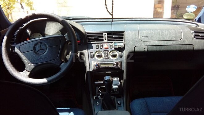 Mercedes C 180 1999, 307,000 km - 1.8 л - Ağcabədi