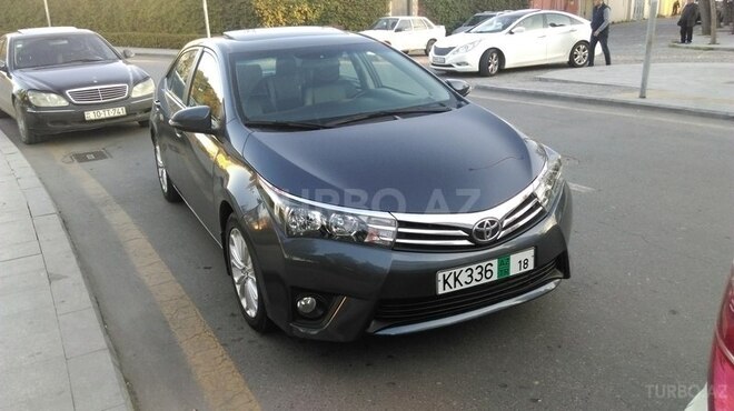 Toyota Corolla 2013, 49,700 km - 1.8 l - Bakı