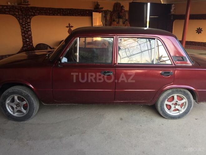 LADA (VAZ) 21011 1976, 888,888 km - 1.5 l - Şabran