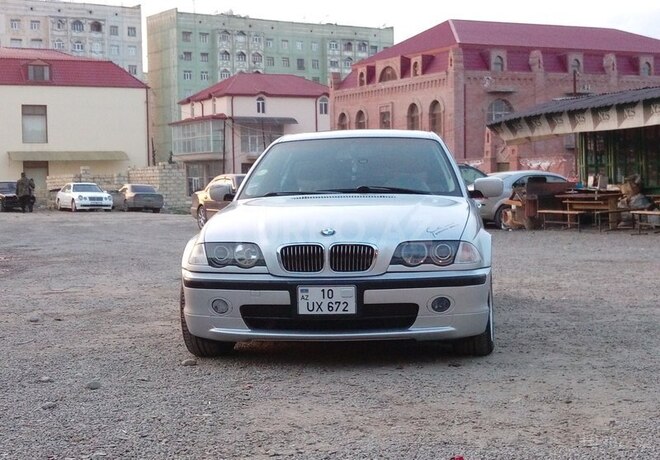 BMW 320 2001, 234,000 km - 2.2 л - Gəncə